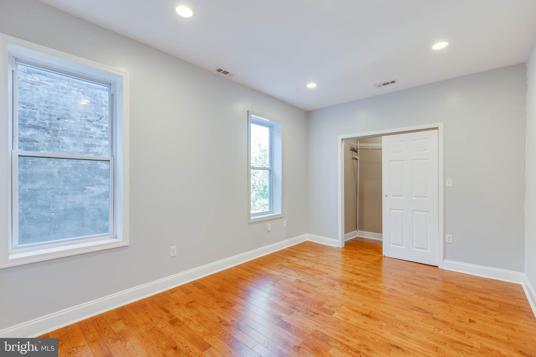 TEMPLE UNIVERSITY - Residential Lease