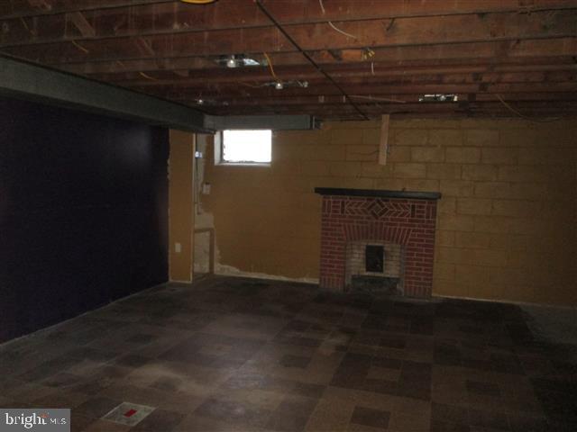 PUTTY HILL WOODS - Residential