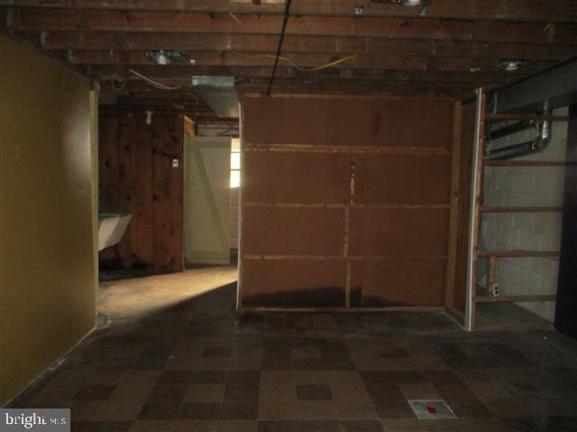 PUTTY HILL WOODS - Residential