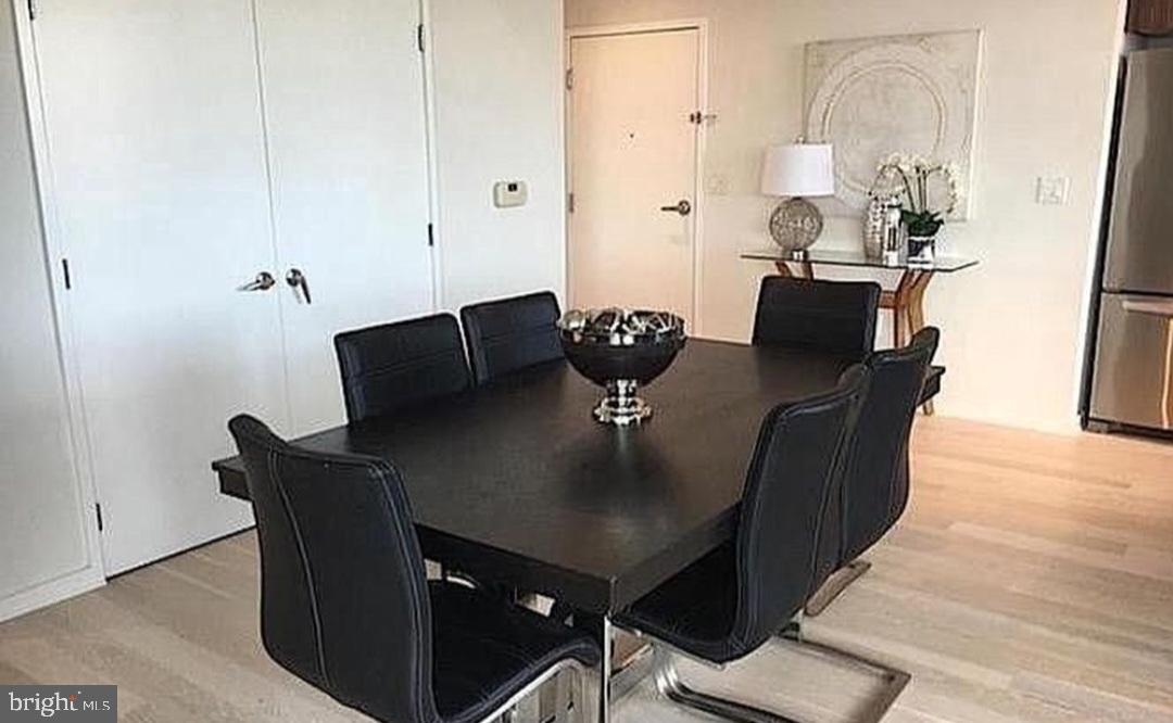 CLARENDON - Residential Lease