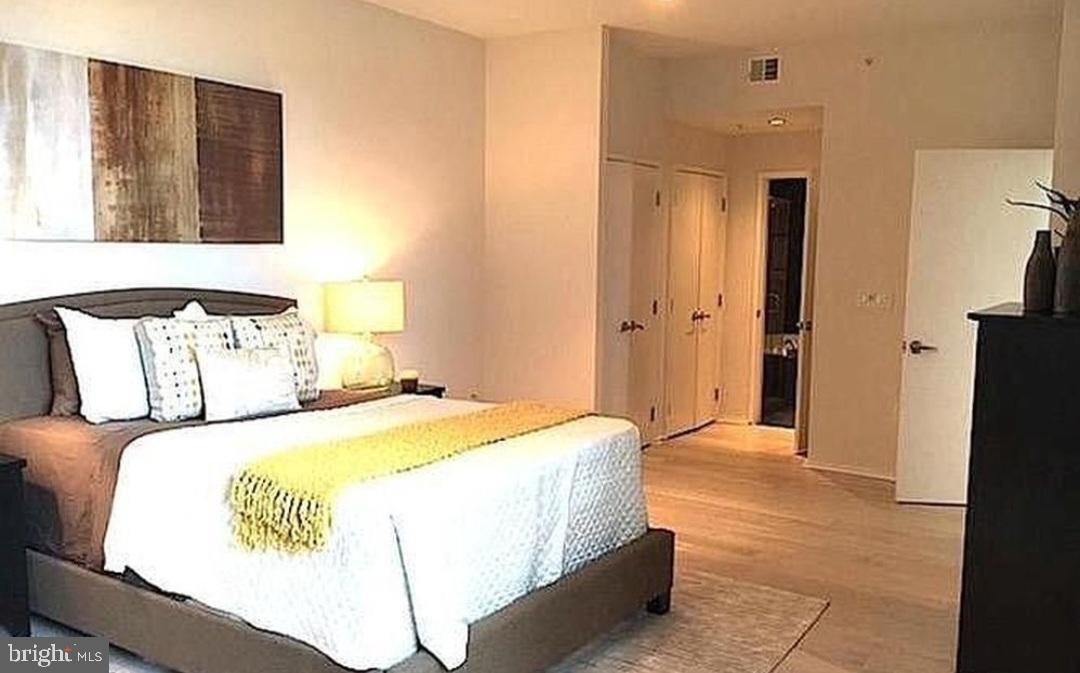 CLARENDON - Residential Lease