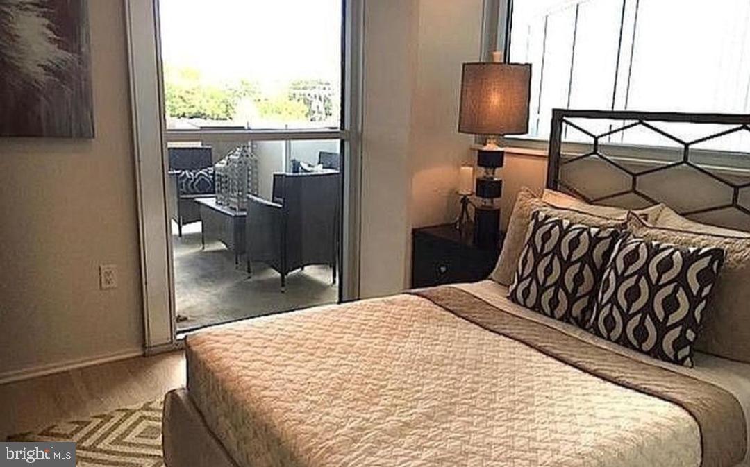 CLARENDON - Residential Lease