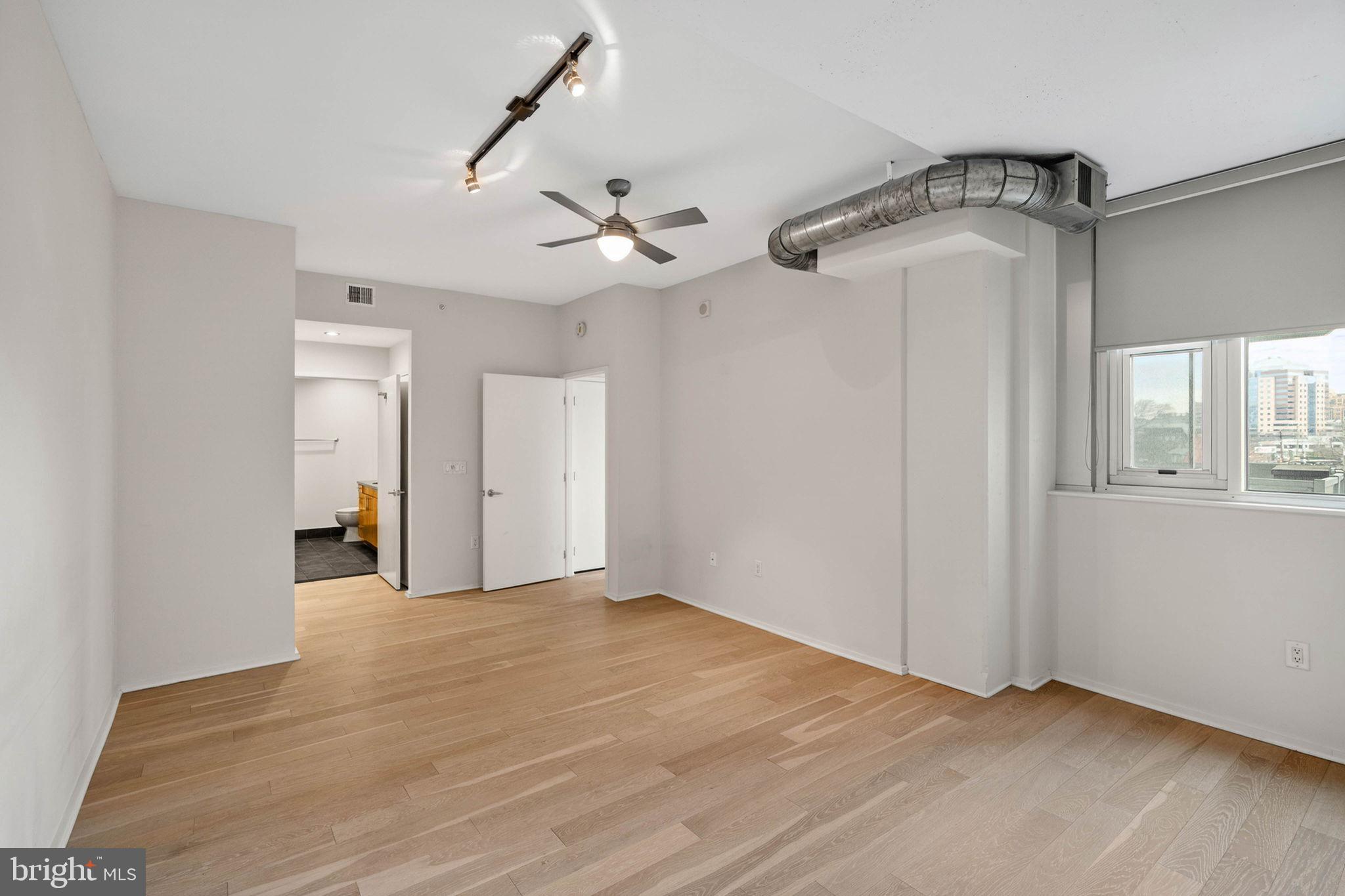 CLARENDON - Residential Lease