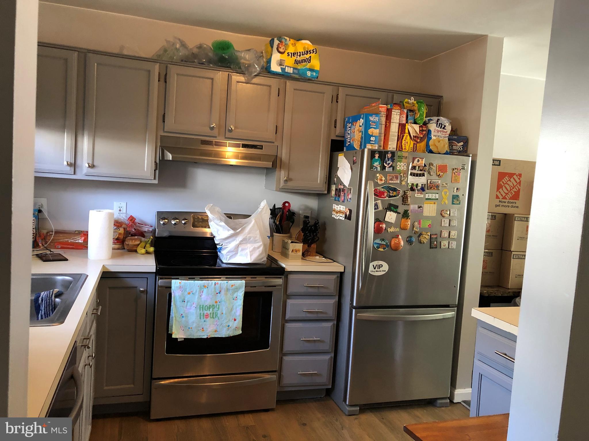 SUNNINGDALE MEADOWS - Residential