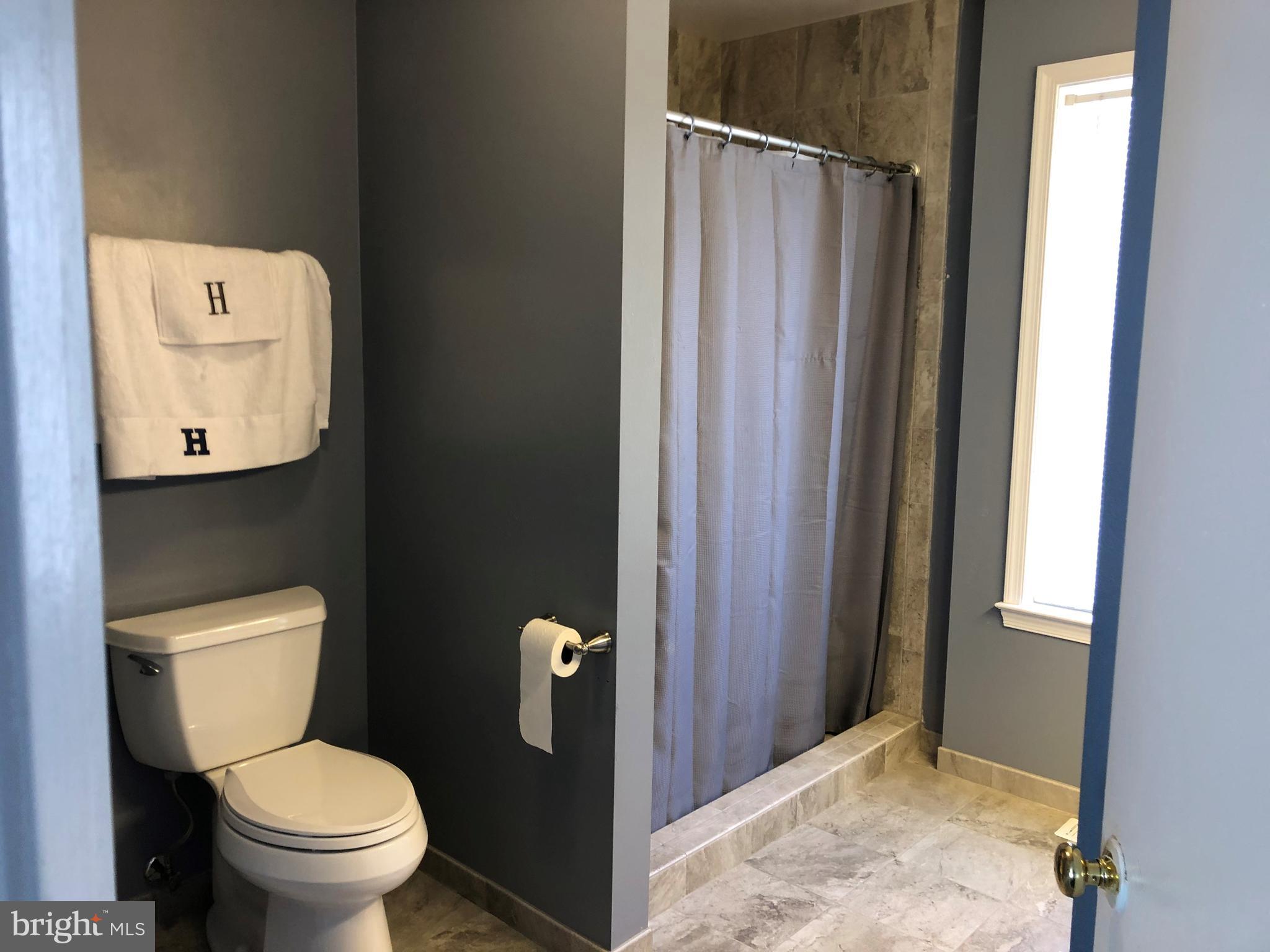 SUNNINGDALE MEADOWS - Residential