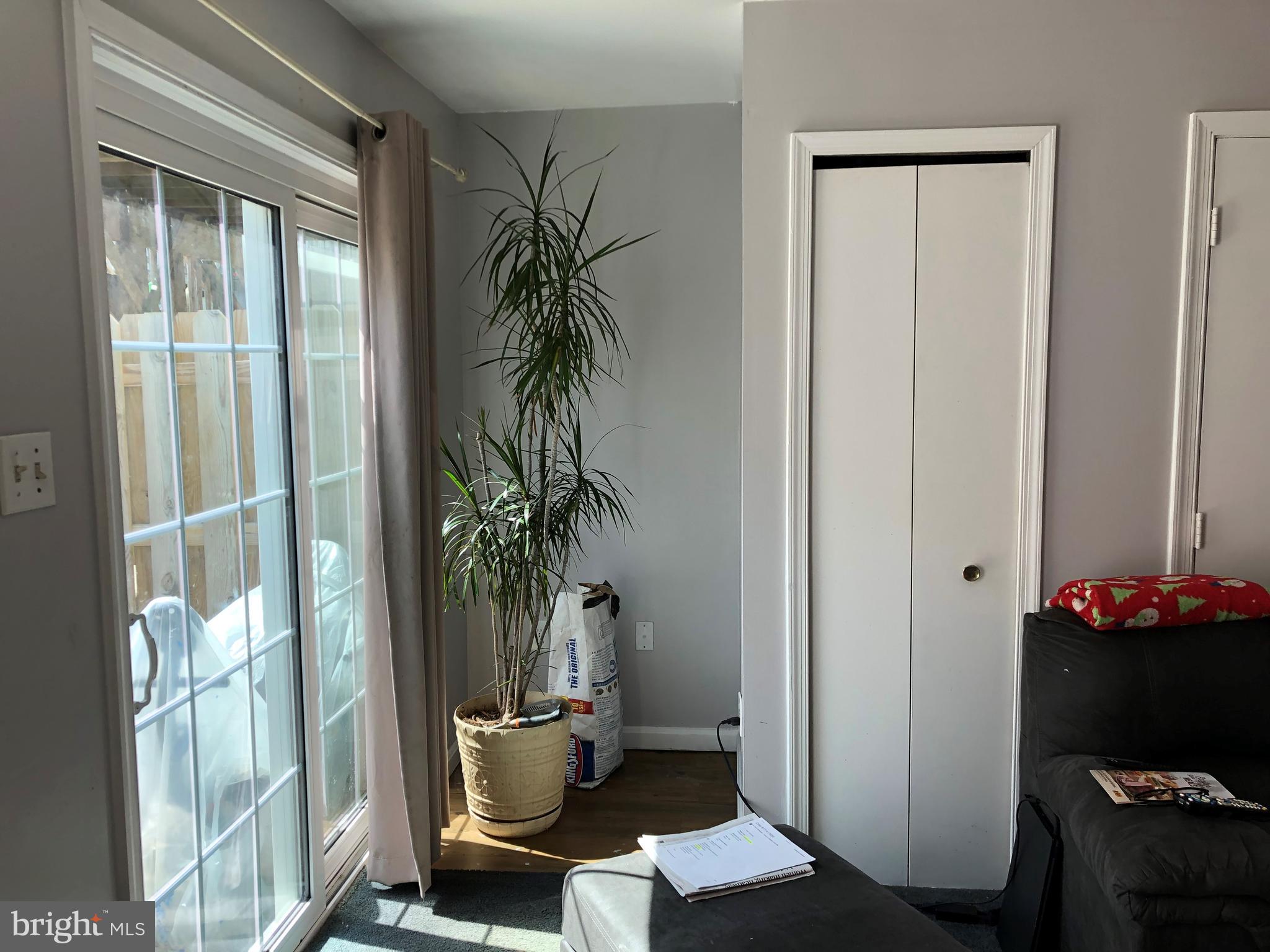 SUNNINGDALE MEADOWS - Residential