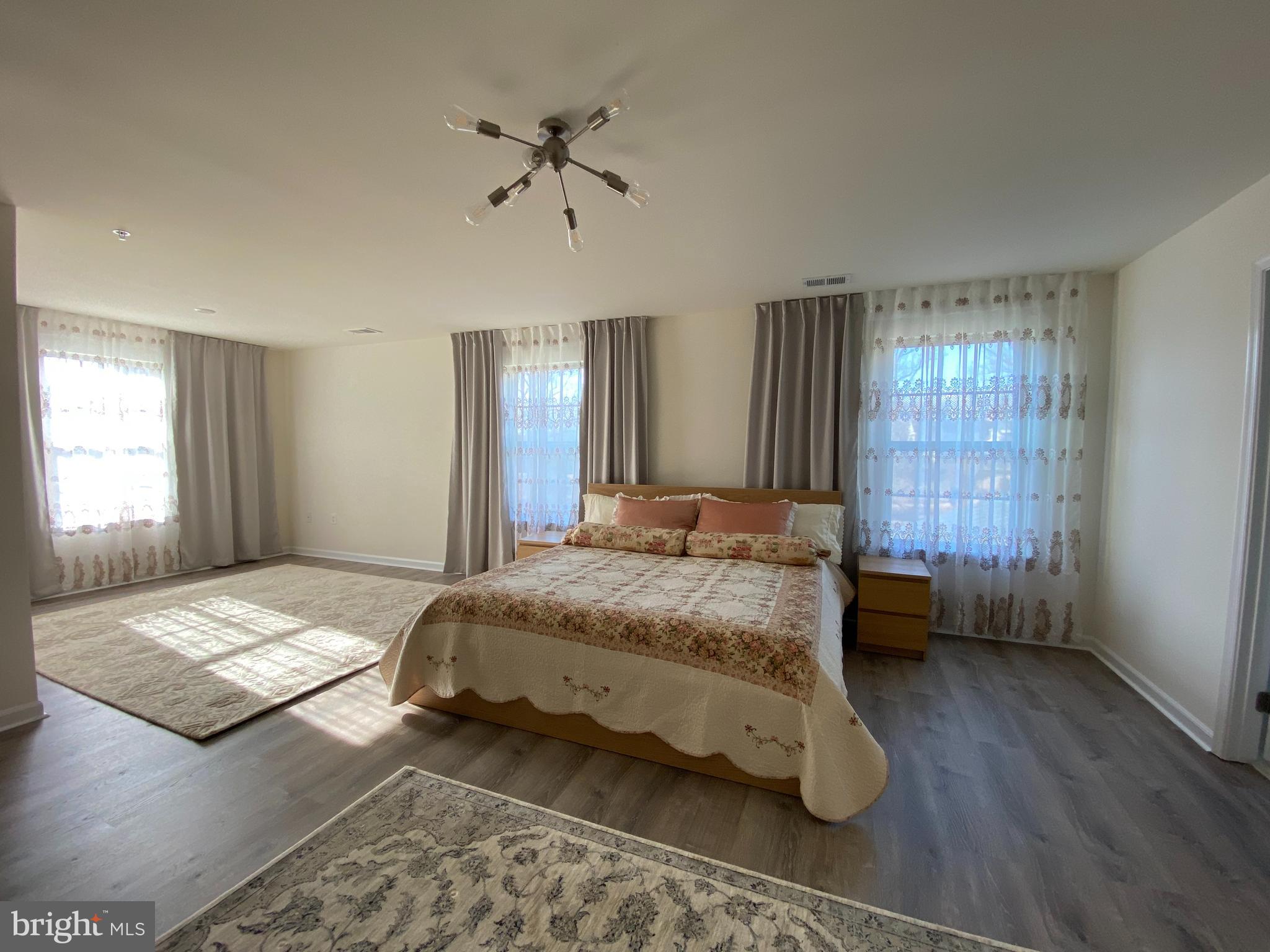 POPLAR RUN - Residential