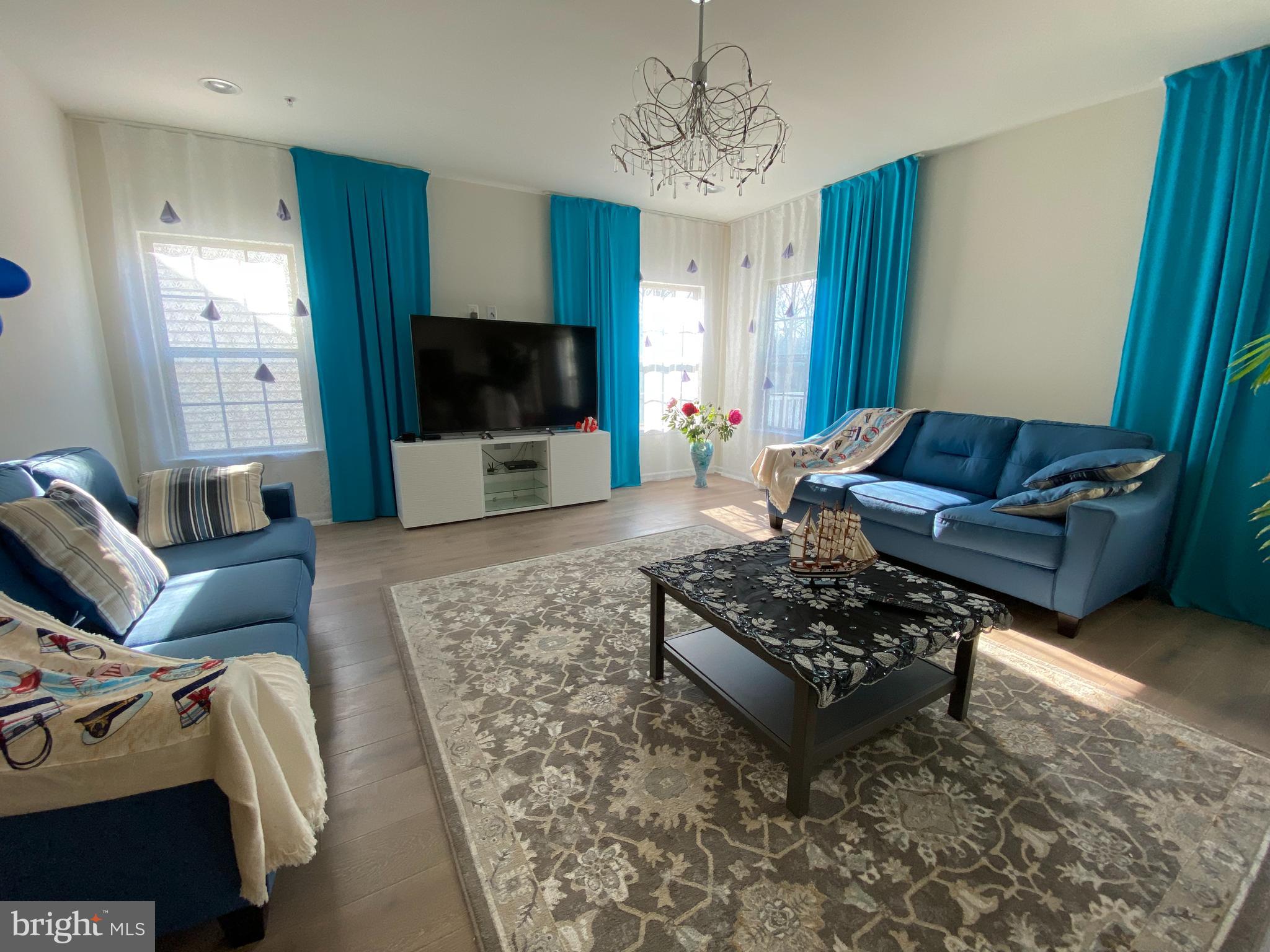 POPLAR RUN - Residential