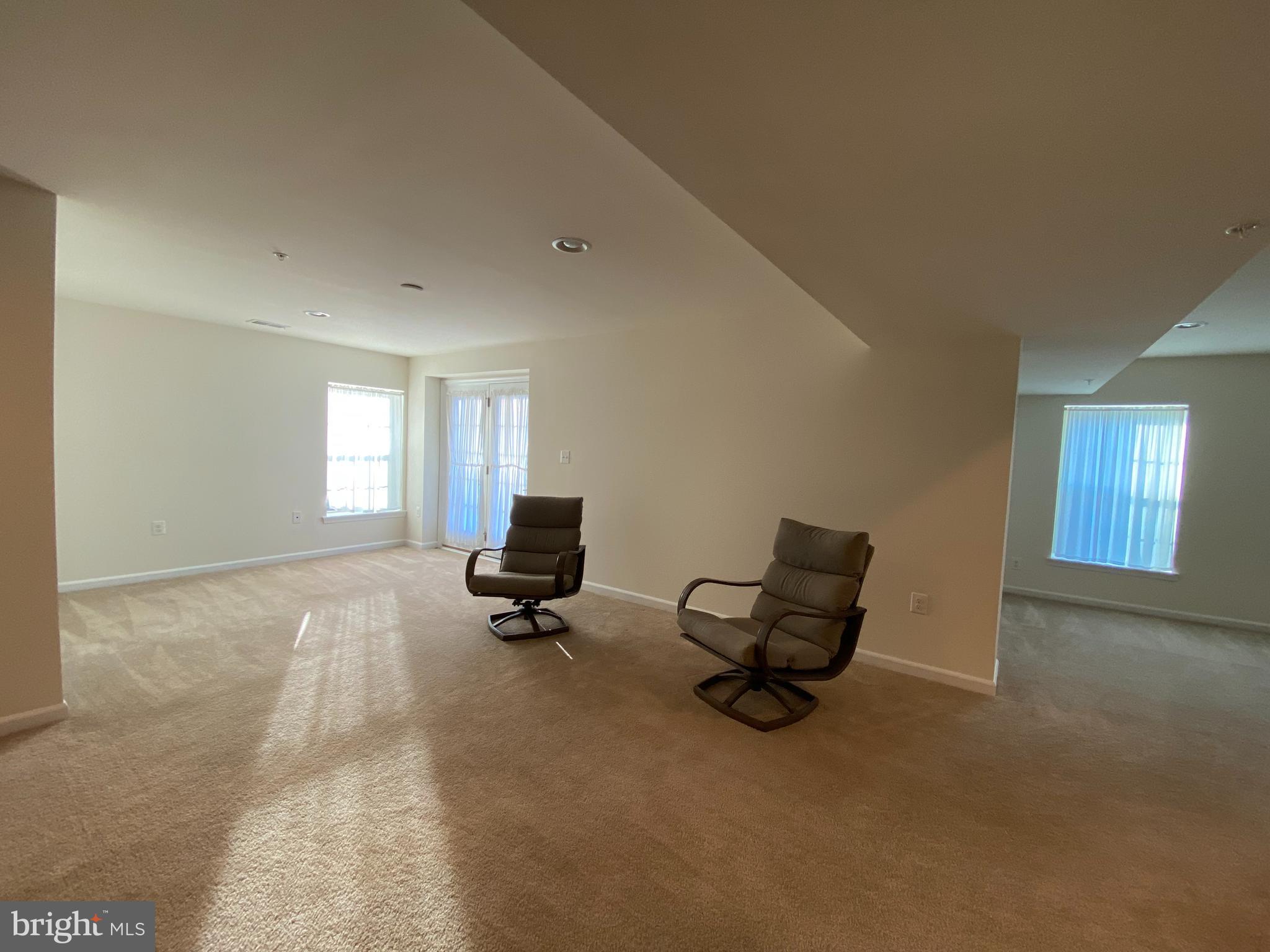 POPLAR RUN - Residential