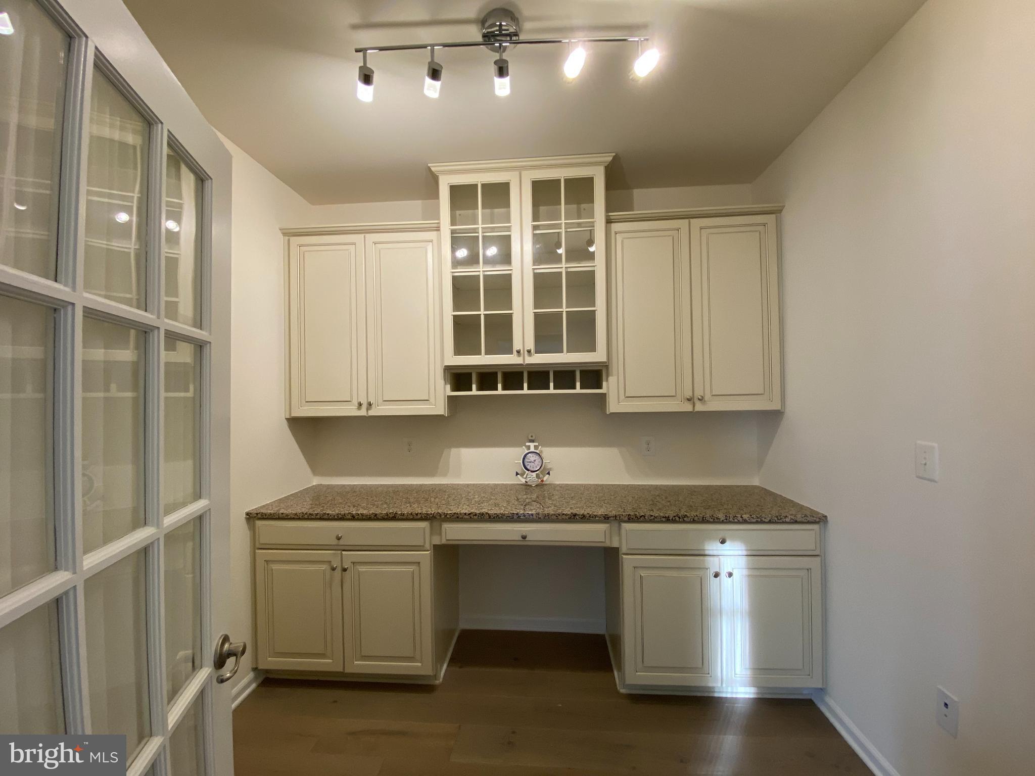 POPLAR RUN - Residential