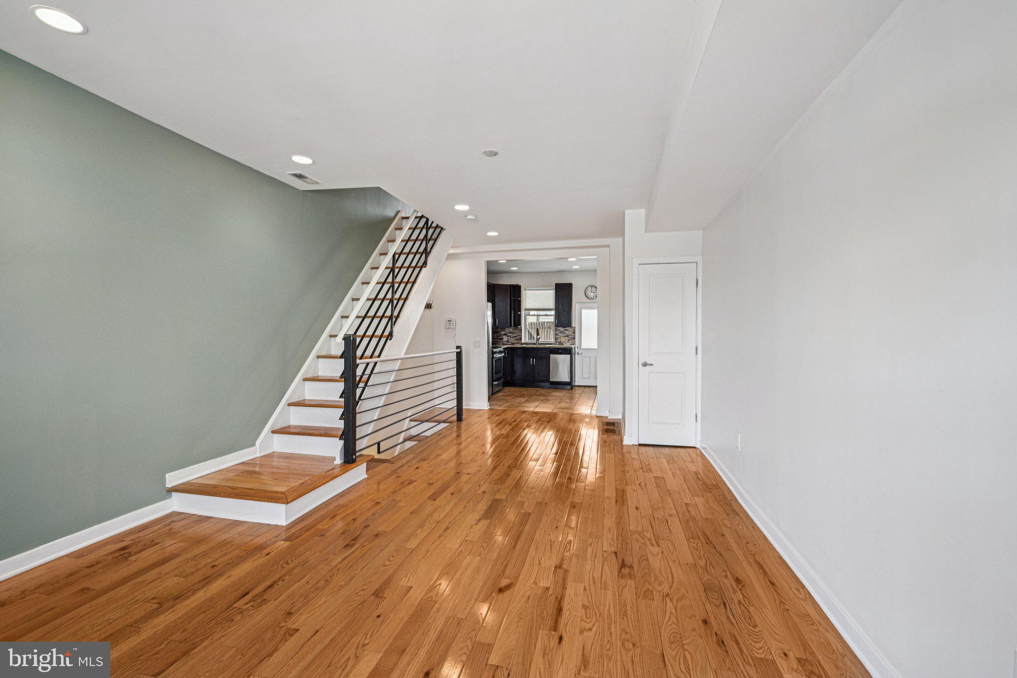 137 W PORTER STREET