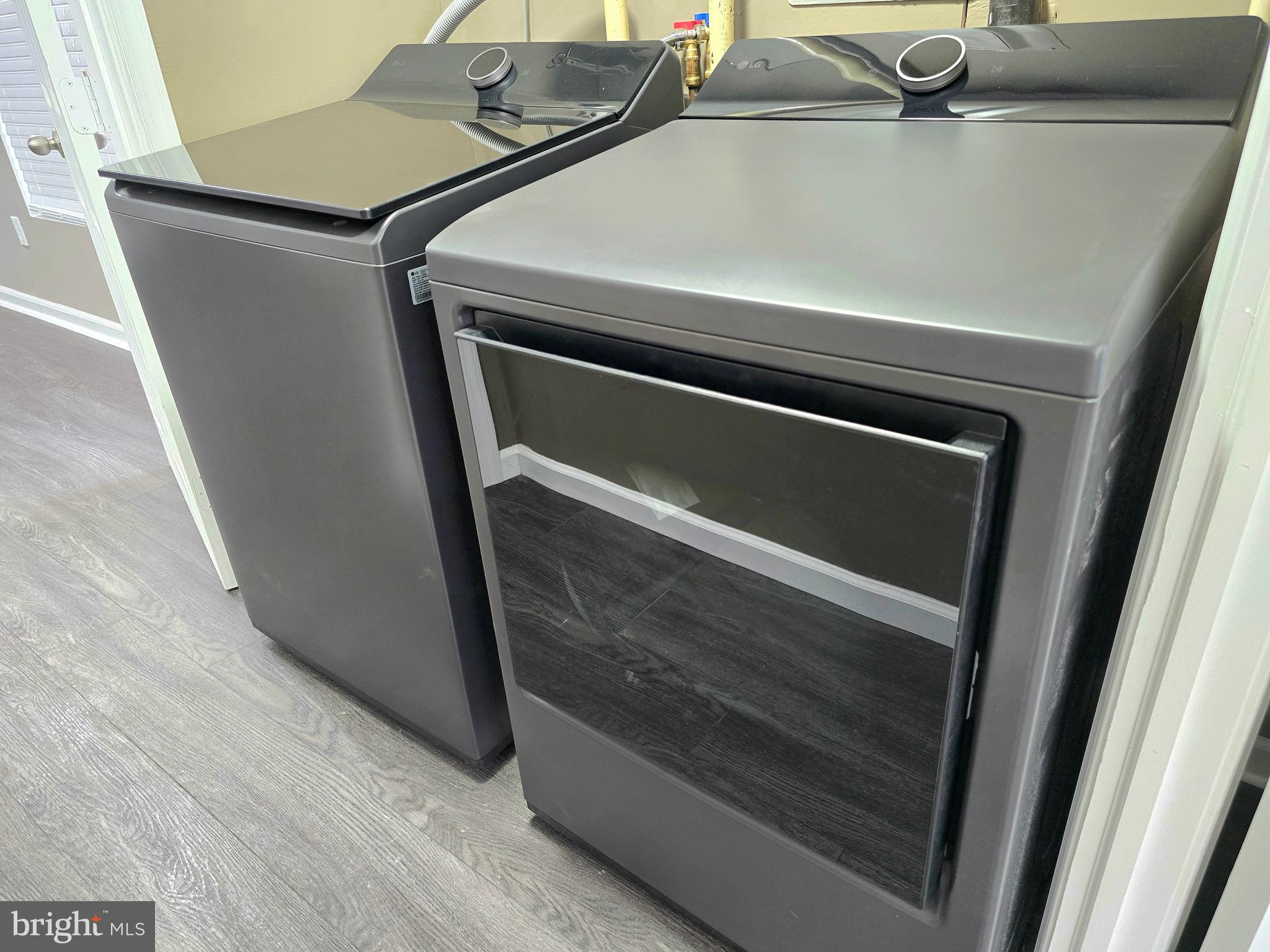 OVERBROOK AT BELAIR - Residential