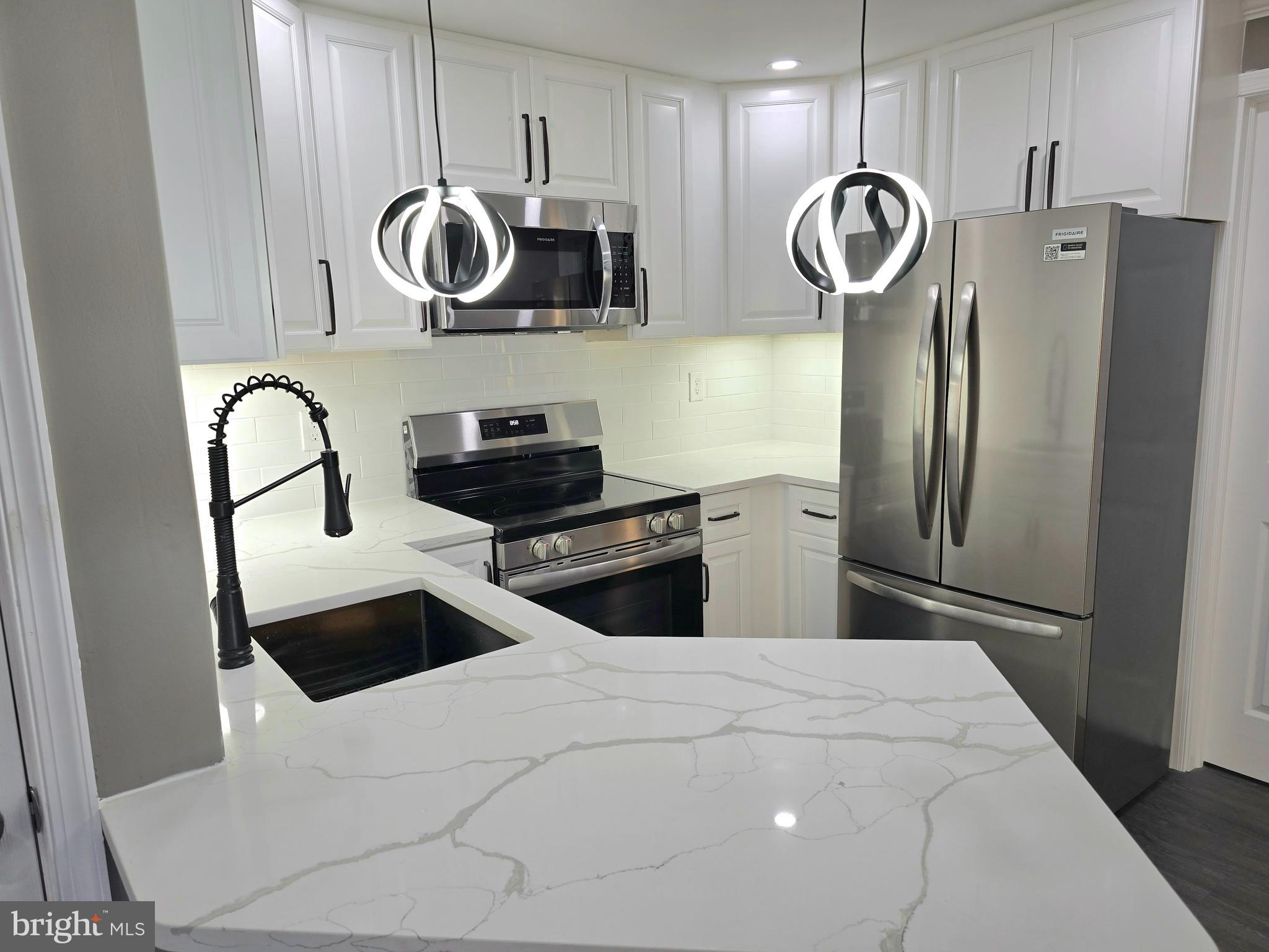 OVERBROOK AT BELAIR - Residential