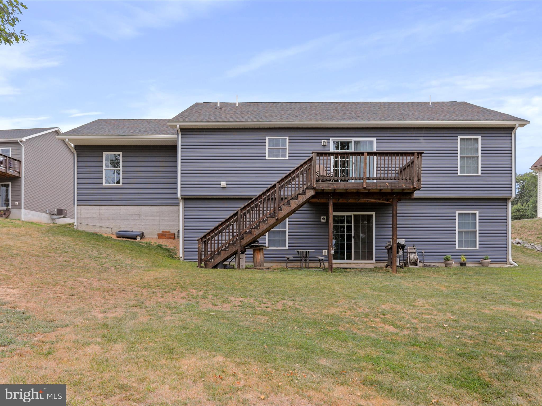 MIDDLE CREEK MANOR - Residential