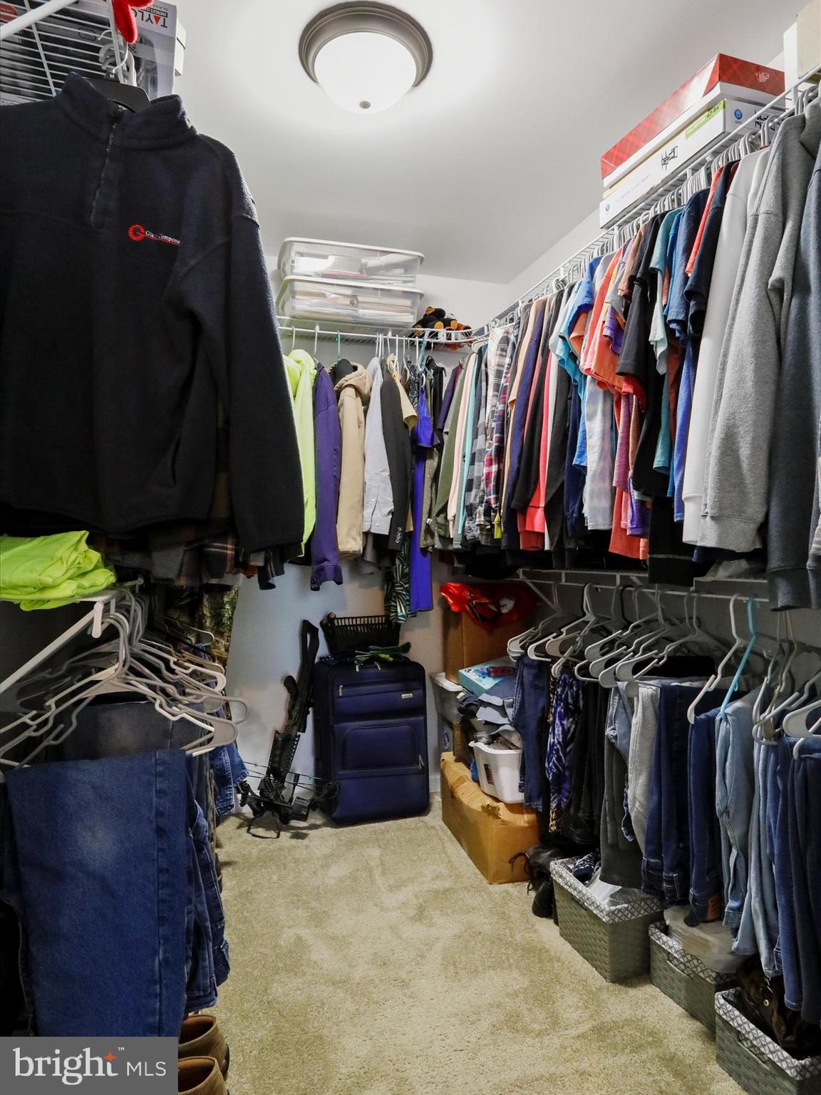 MIDDLE CREEK MANOR - Residential