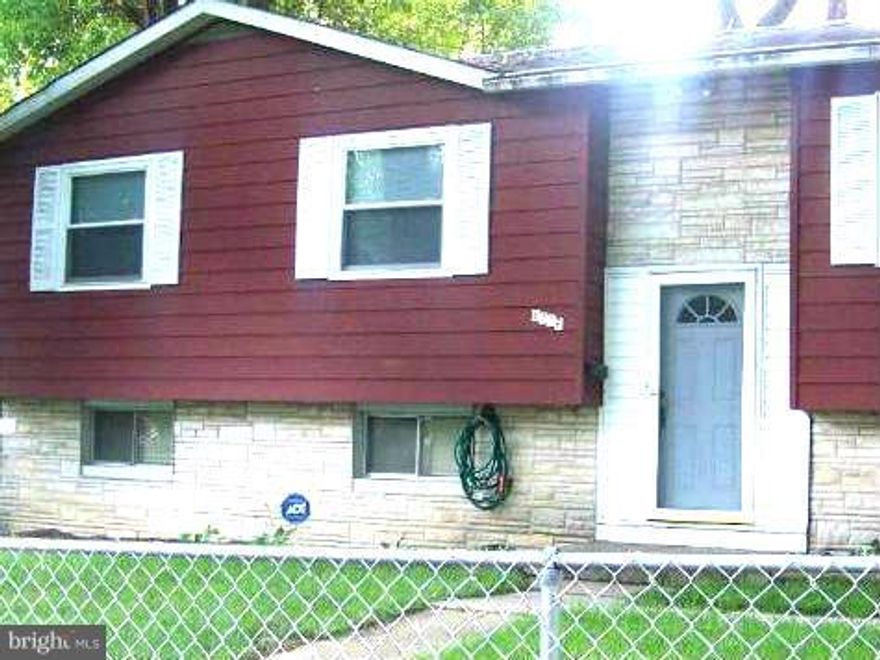 NO MORE SHOWINGS PLEASE. GREAT CONDITION, BUYER WON'T BE DISAPPOINTED. BASEMENT READY FOR YOUR PERSONAL TOUCH. PRICE AS IS AND AS PRICED. CLOSING HELP IS AVAILABLE. OPTIONAL 4TH BEDROOM AVAILABLE