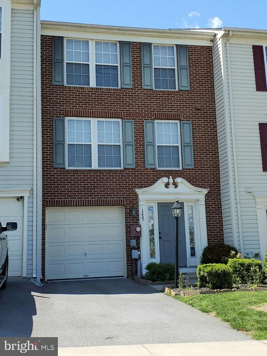 Spacious three-level townhouse with one car garage. Offering 3BR/2 full baths and 2 (1/2) baths. Open floor plan with living room, eat-in kitchen with island, and sunroom. Primary bedroom with two walk-in closets and full bath with double vanity, soaking tub, and shower. The first level boasts a finished family room, den/office, and laundry area.  Hardwood flooring, rear deck, and brick and vinyl siding for low maintenance. The roof was replaced within the last two years, new water softener and element in the stove have been replaced. HOA fee includes mowing of the lawn.  45-day settlement preferred.  Just minutes to shopping, restaurants and so much more. Ideal for commuters with easy access to Rt. 9/Rt. 340.