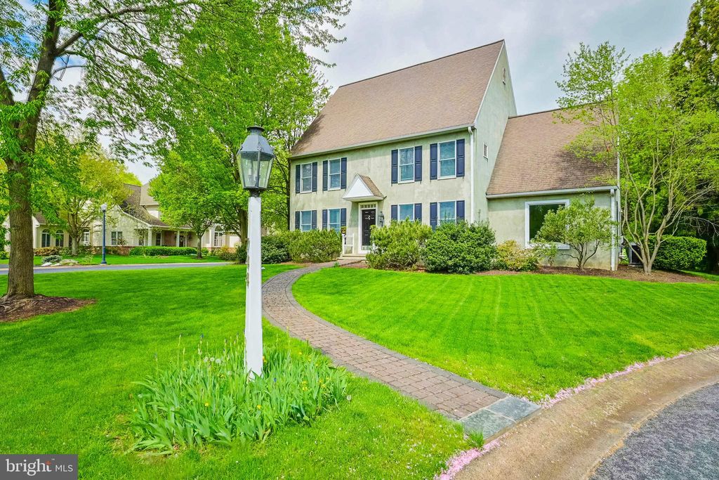 Photo of 744 Goose Neck Drive, LITITZ, PA 17543 (MLS # PALA2086480)