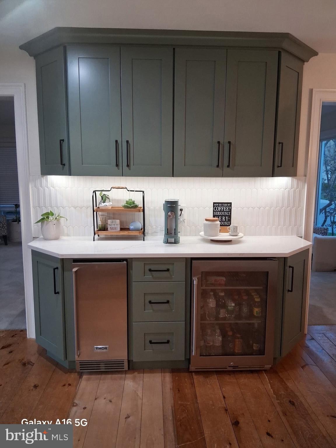 744 GOOSE NECK DRIVE