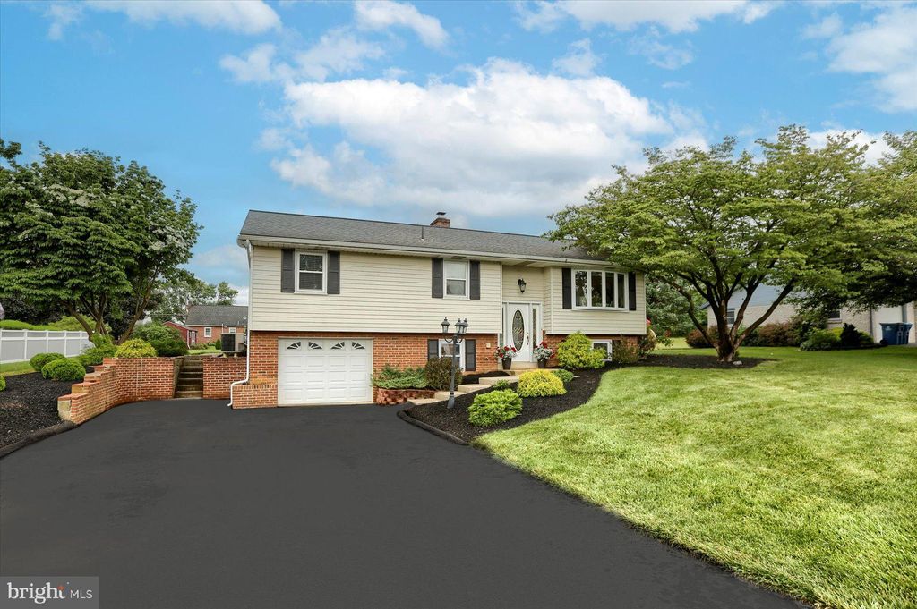Photo of 1824 Rhoda Avenue, Mount Joy, PA 17552 (MLS # PALA2048296)