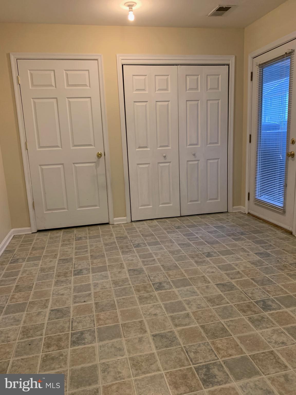 HAMMONDS MILL - Residential