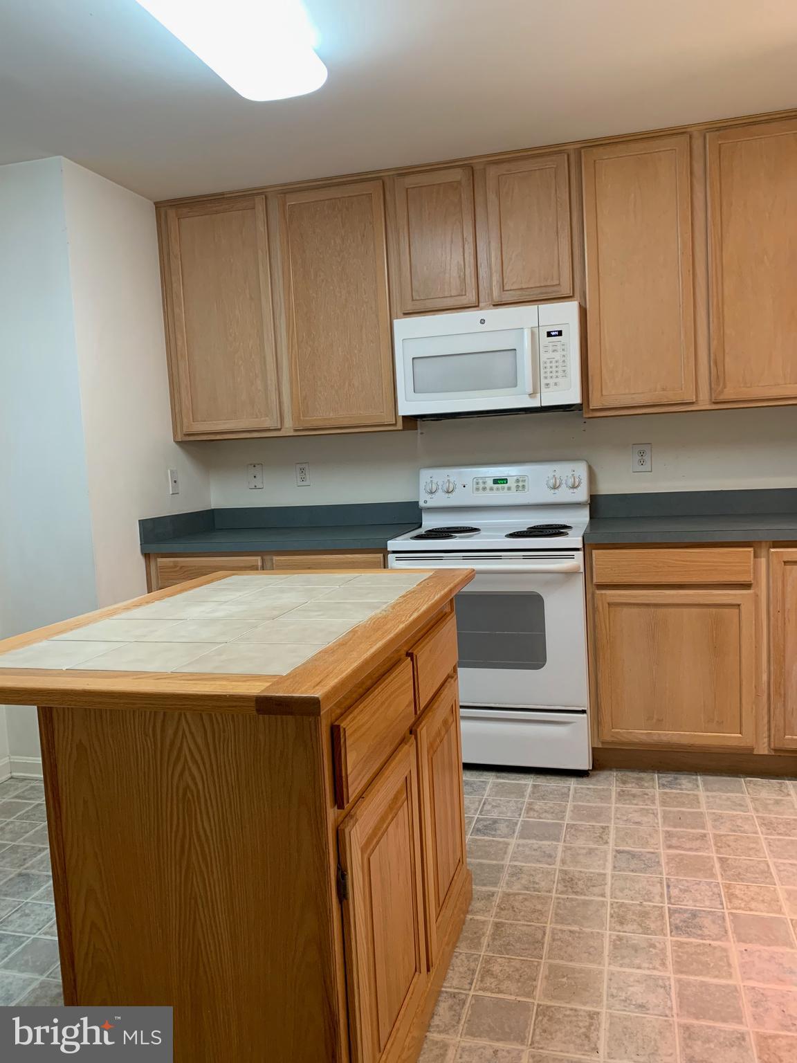 HAMMONDS MILL - Residential