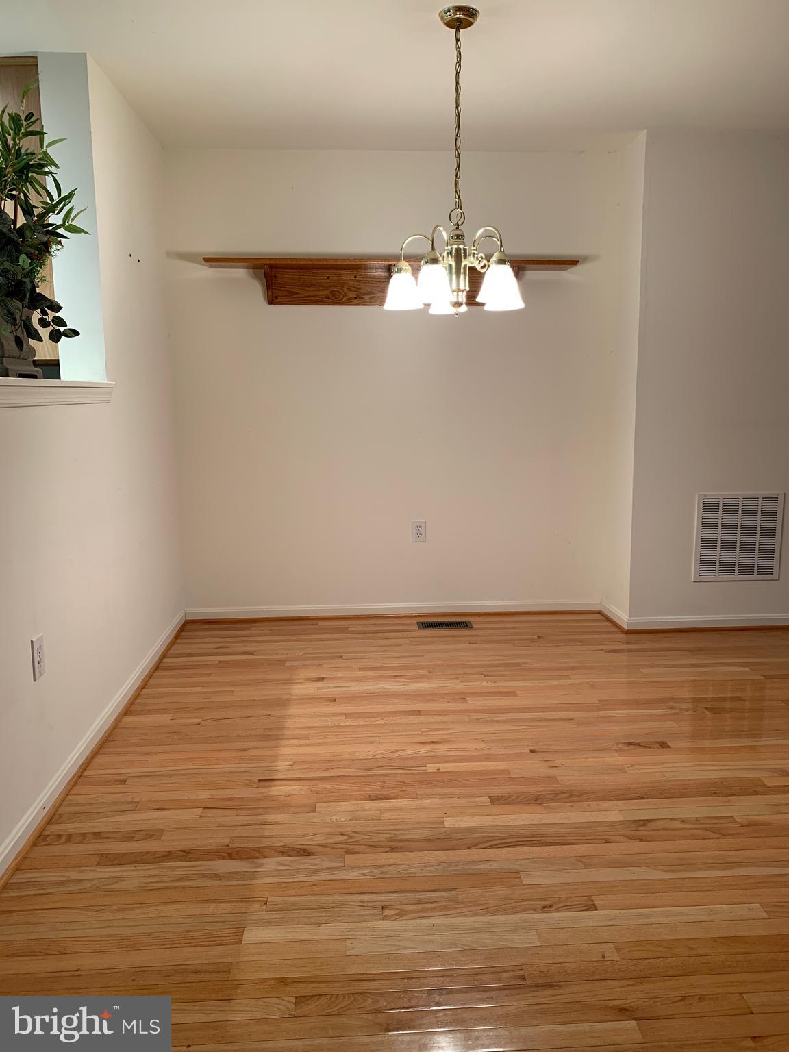 HAMMONDS MILL - Residential