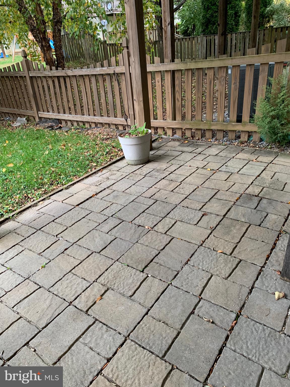 HAMMONDS MILL - Residential