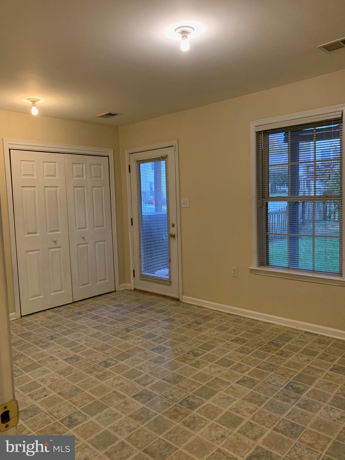 HAMMONDS MILL - Residential