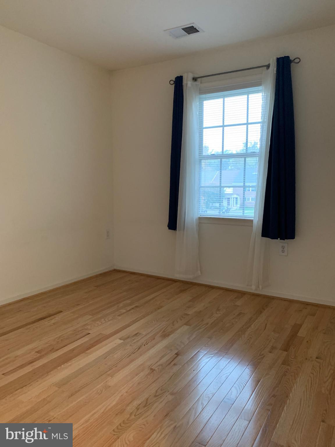 HAMMONDS MILL - Residential