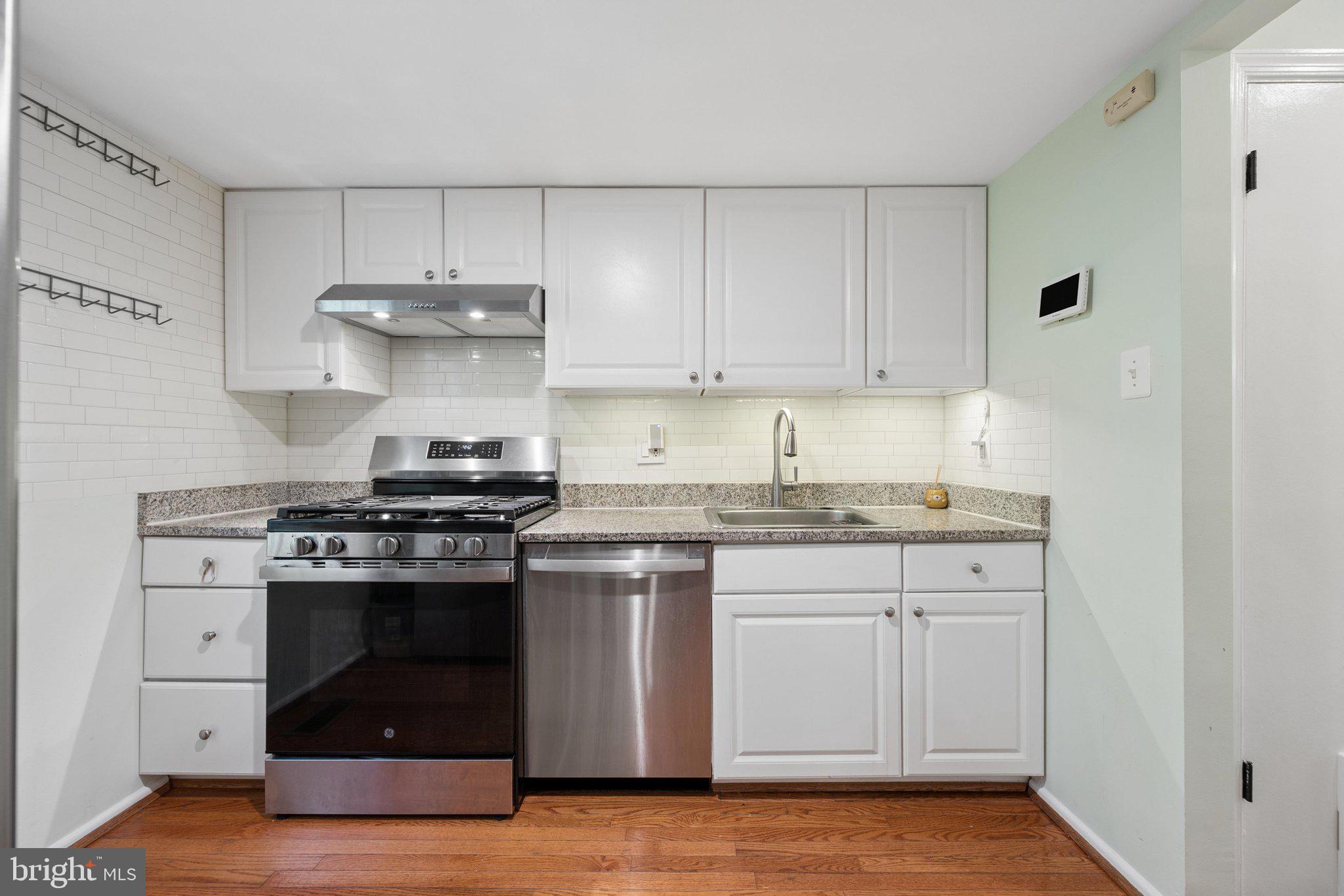 941 PAULSBORO DRIVE