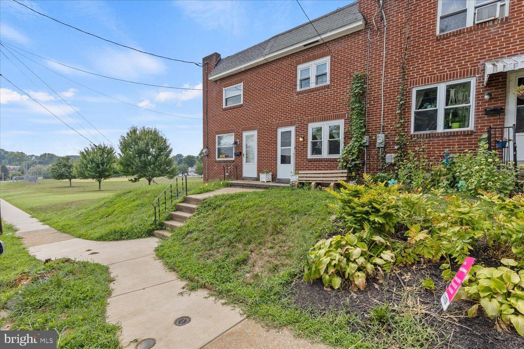 Photo of 935 Union Street, Lancaster, PA 17603 (MLS # PALA2056006)
