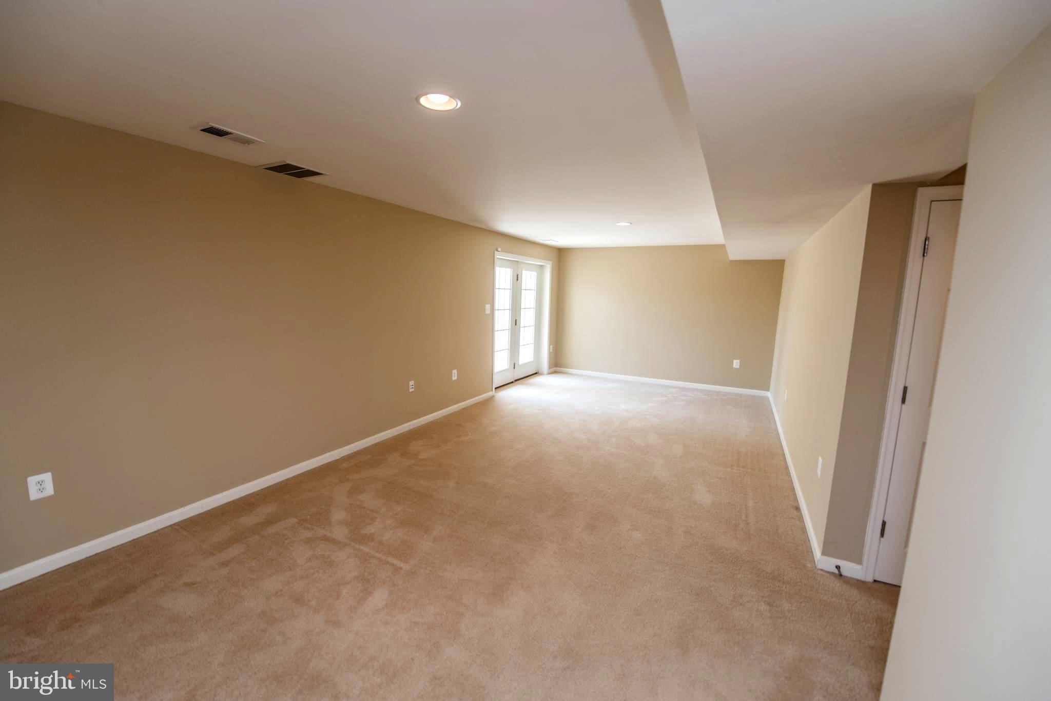 SPRINGDALE FARM - Residential