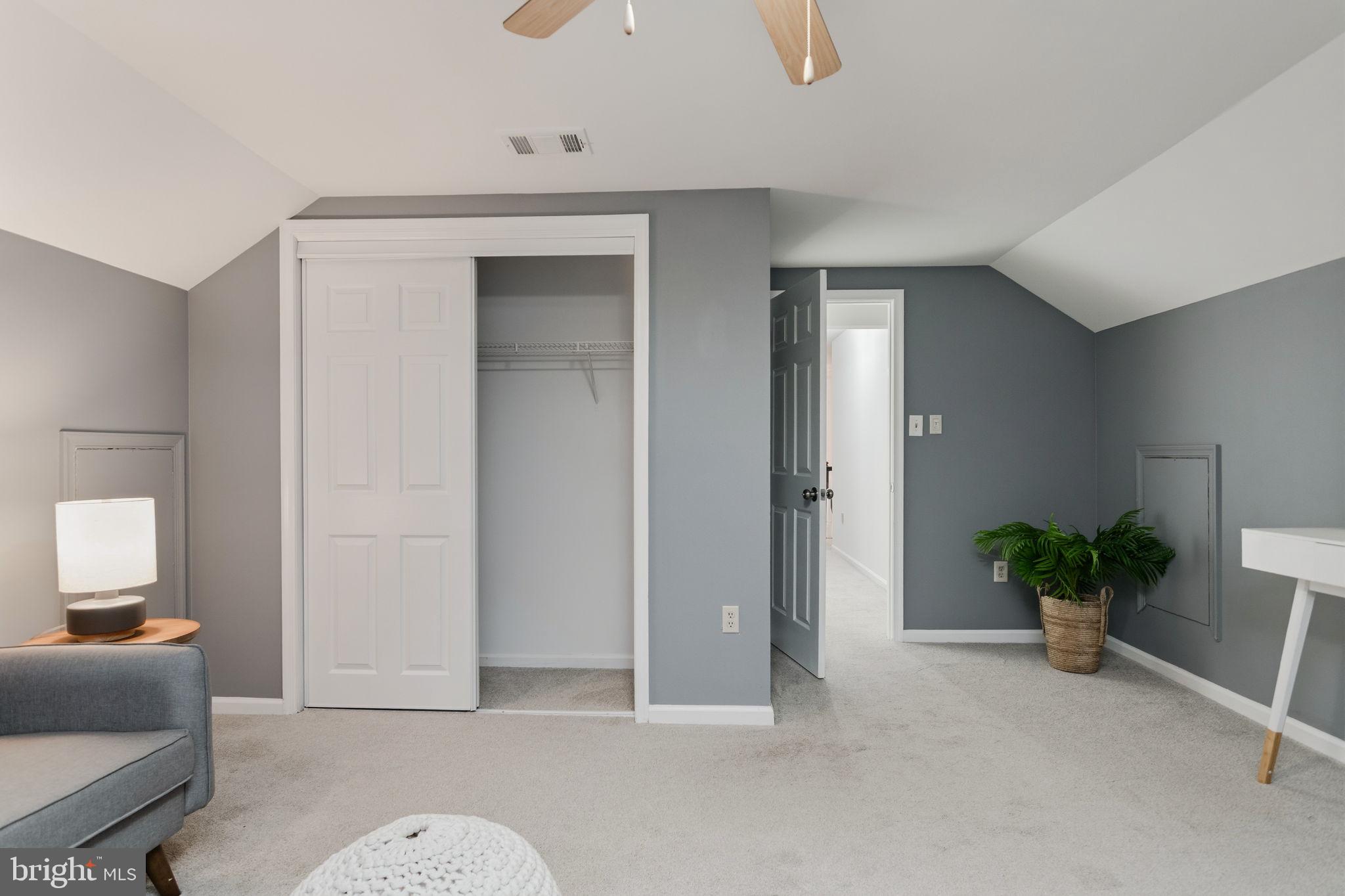 HASTINGS HUNT - Residential
