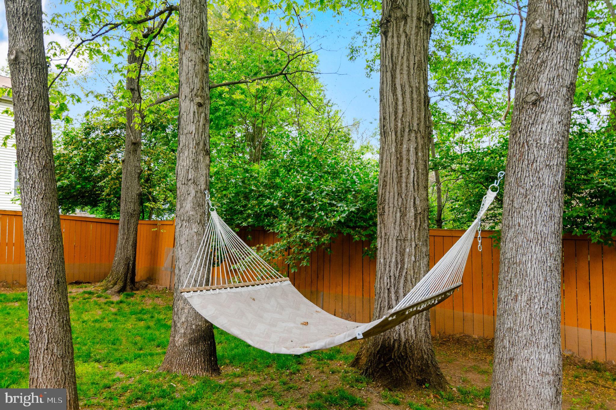 HASTINGS HUNT - Residential
