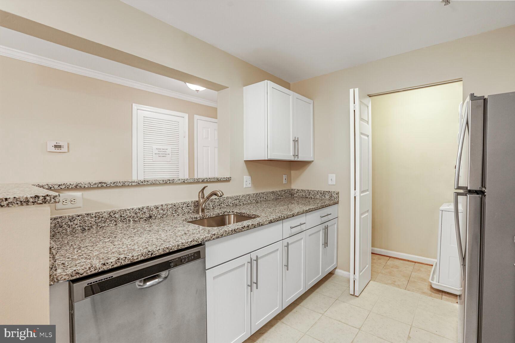 PROSPECT COVE AT LAKESID - Residential Lease