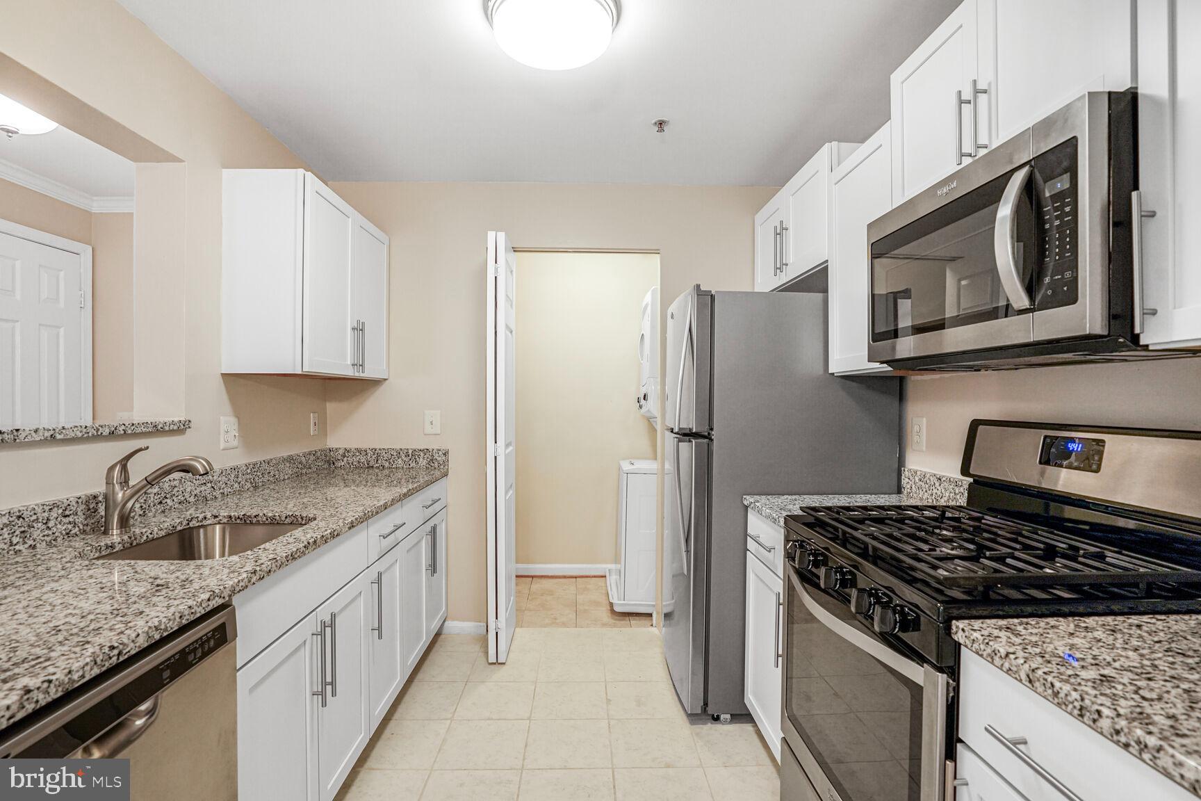 PROSPECT COVE AT LAKESID - Residential Lease