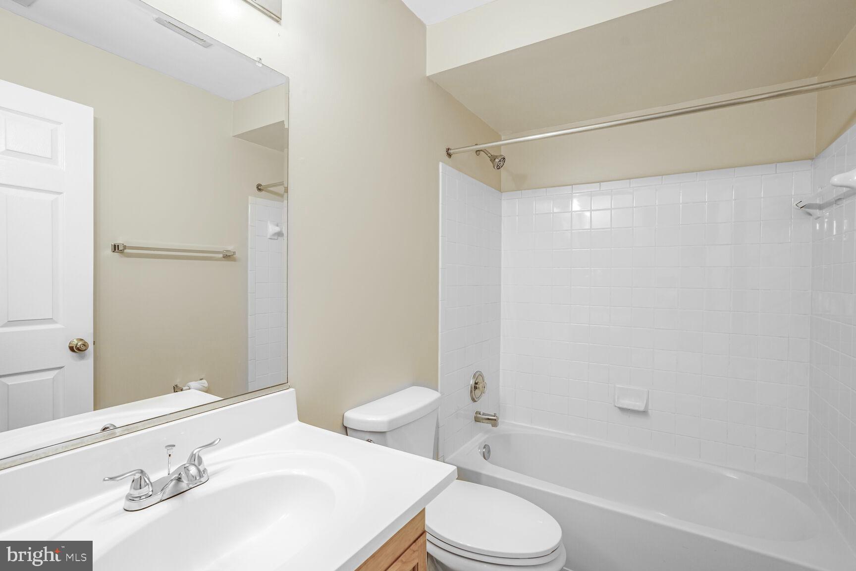 PROSPECT COVE AT LAKESID - Residential Lease