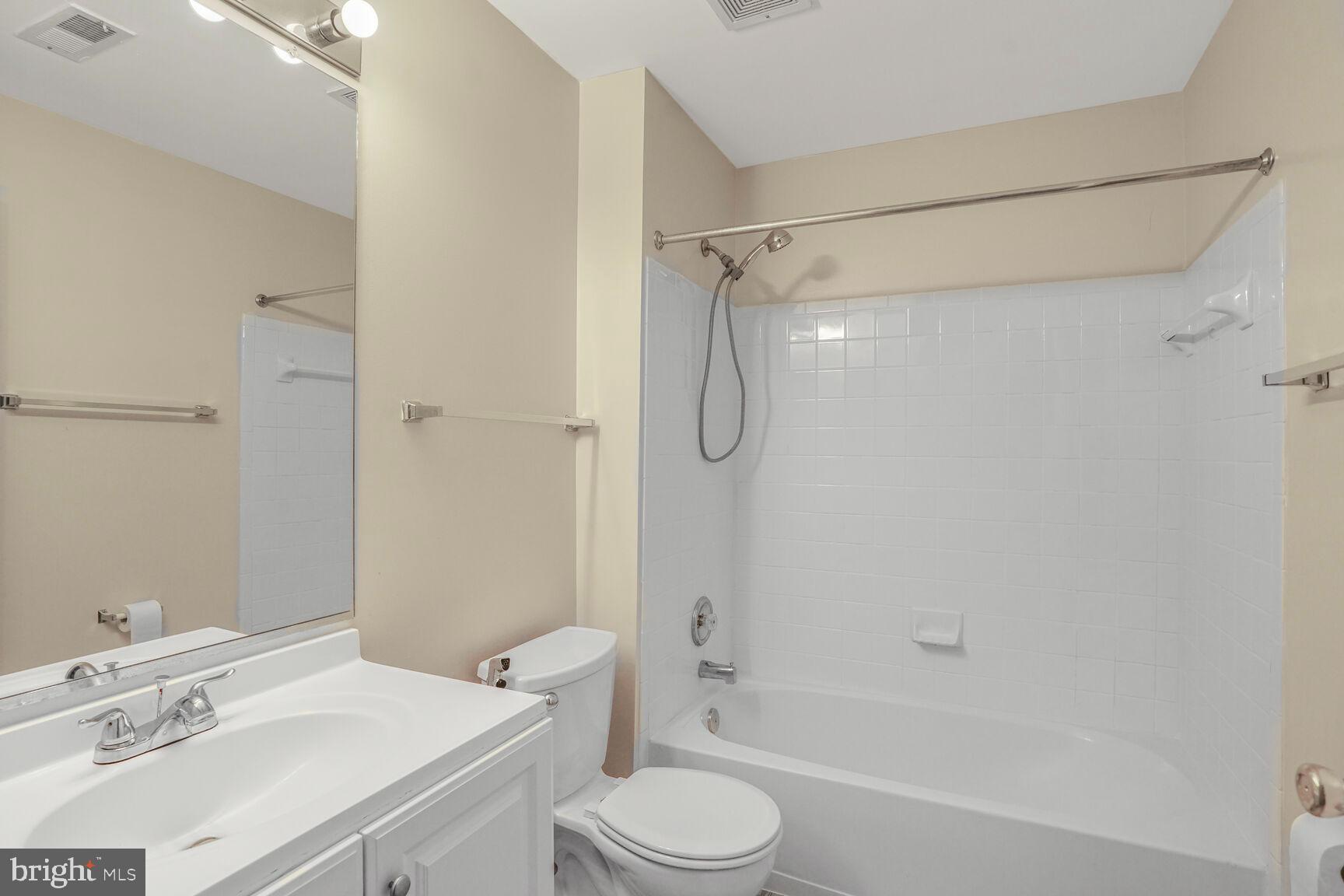 PROSPECT COVE AT LAKESID - Residential Lease