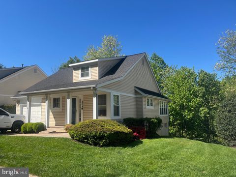 Photo of 804 Merry Go Round Way, MOUNT AIRY, MD 21771 (MLS # MDCR2034660)