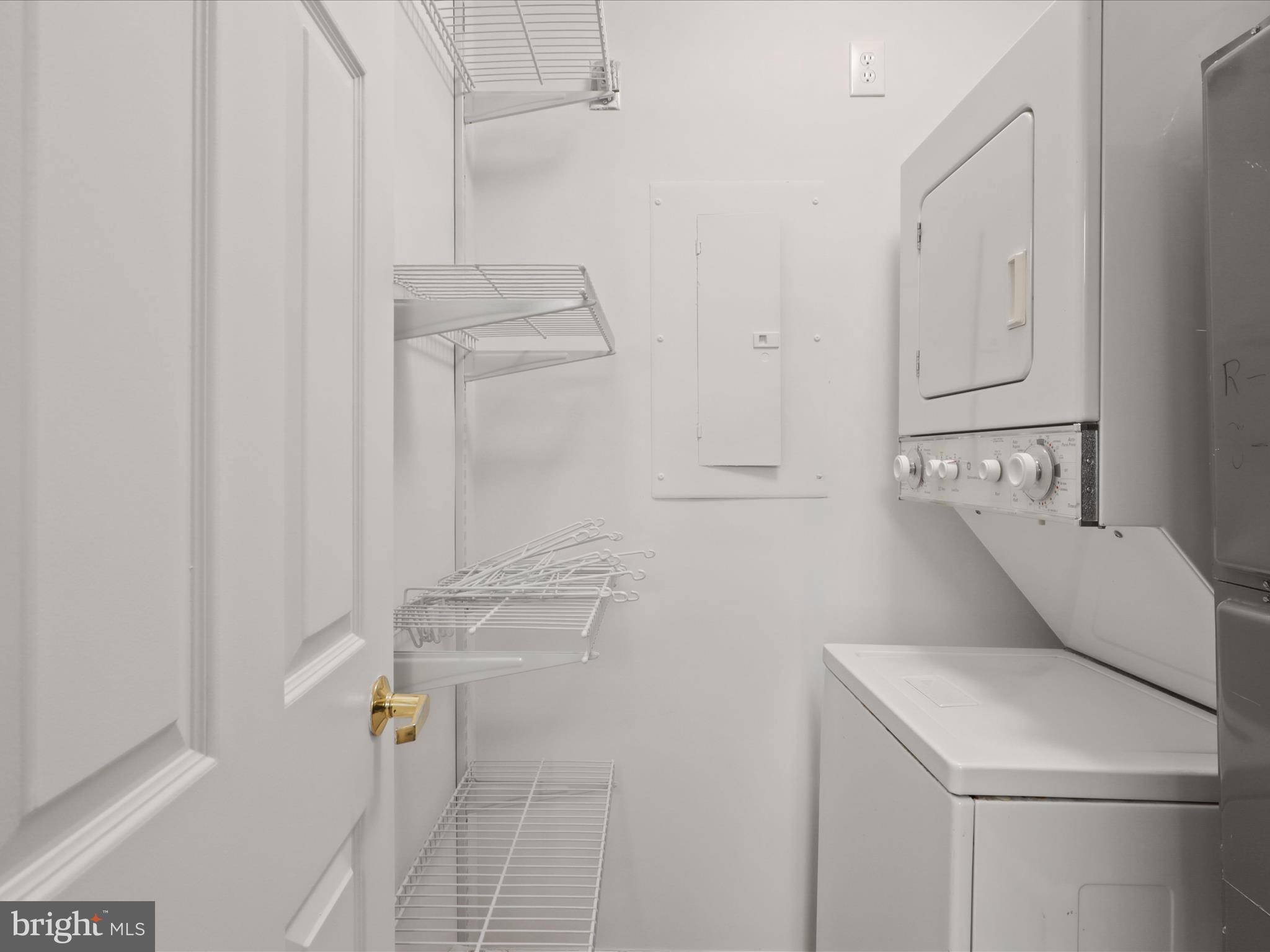 MANCHESTER LAKES - Residential