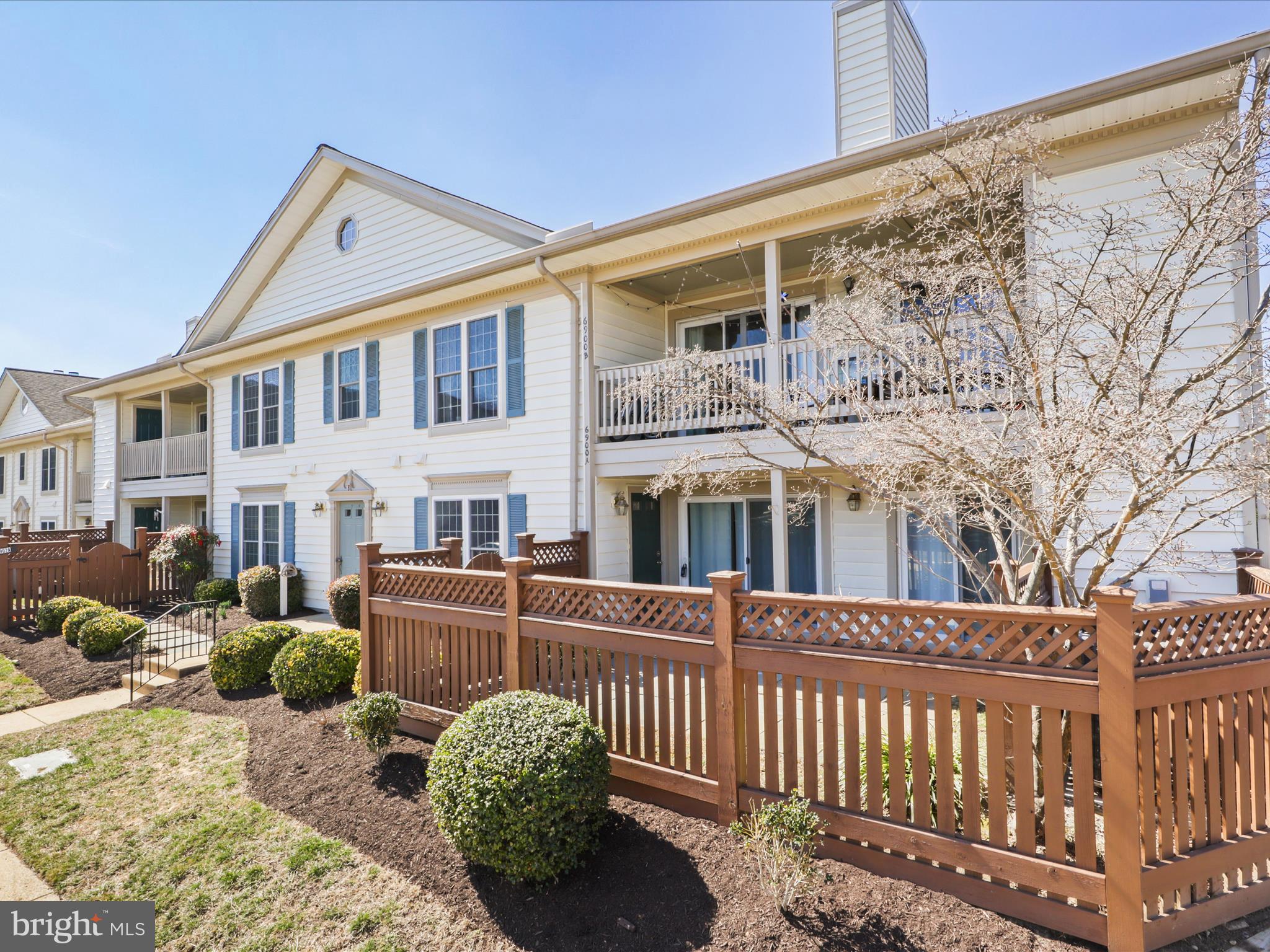 MANCHESTER LAKES - Residential