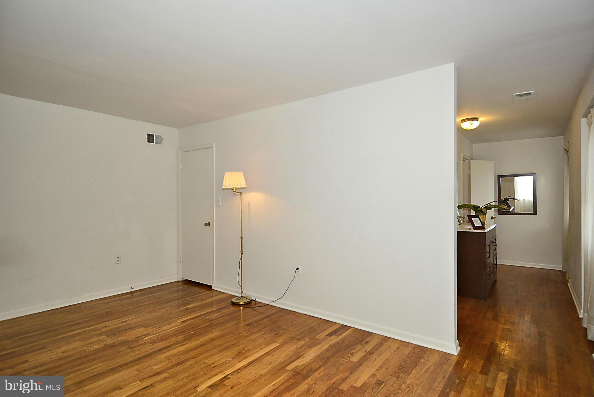 GLENFIELD MANOR - Residential