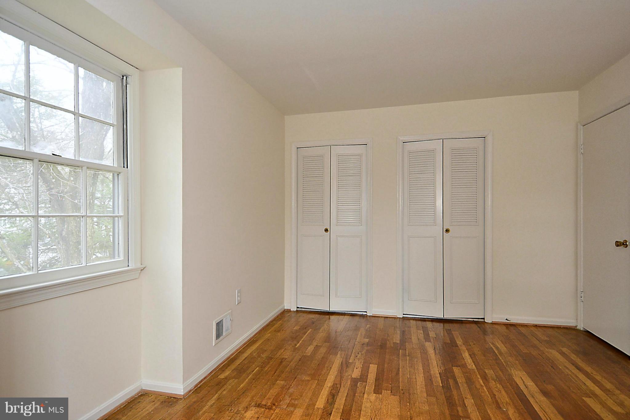 GLENFIELD MANOR - Residential