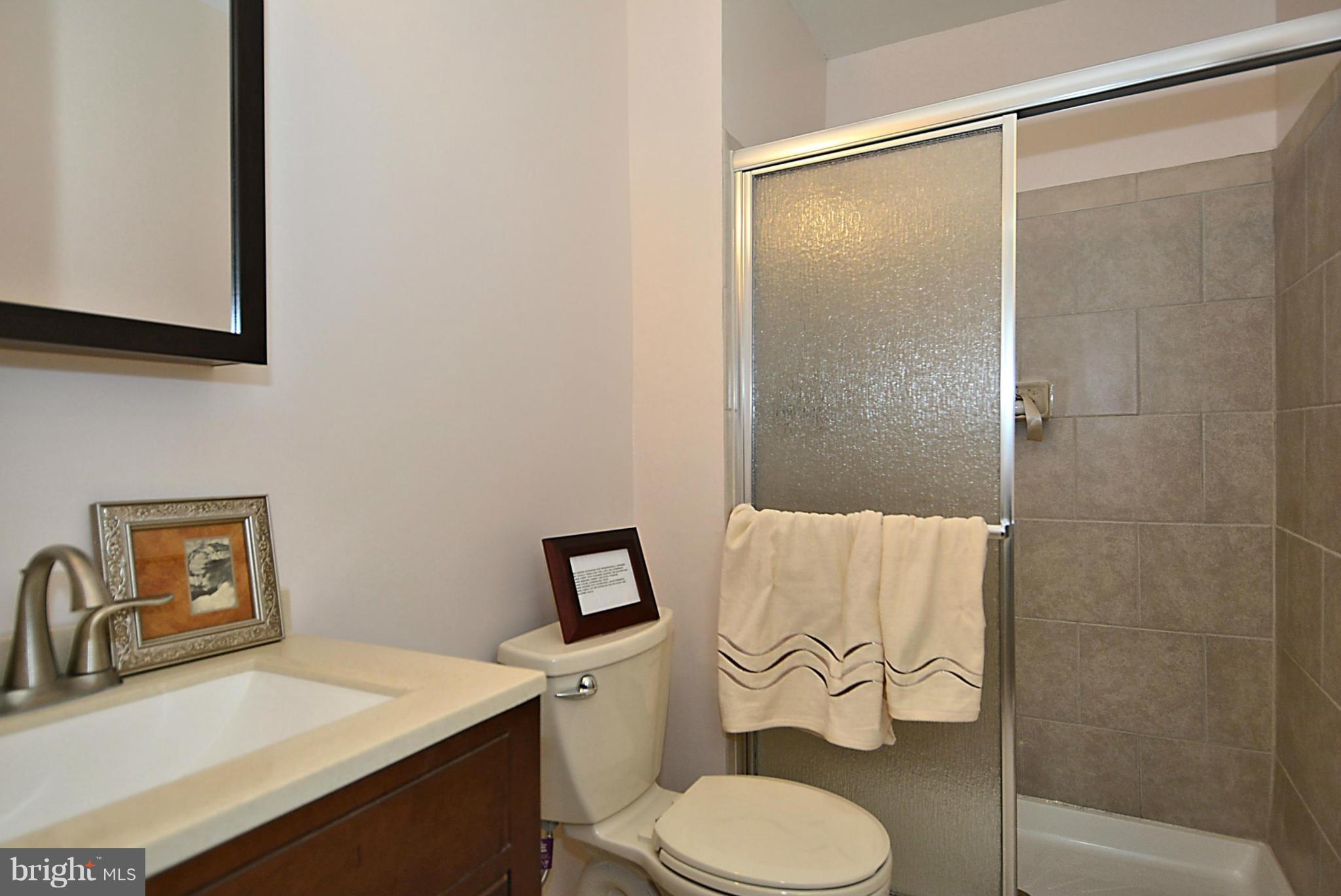 GLENFIELD MANOR - Residential