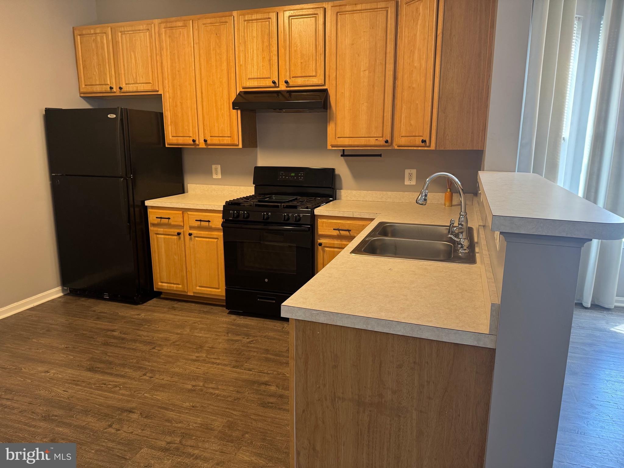 1402 BLUE HERON DRIVE