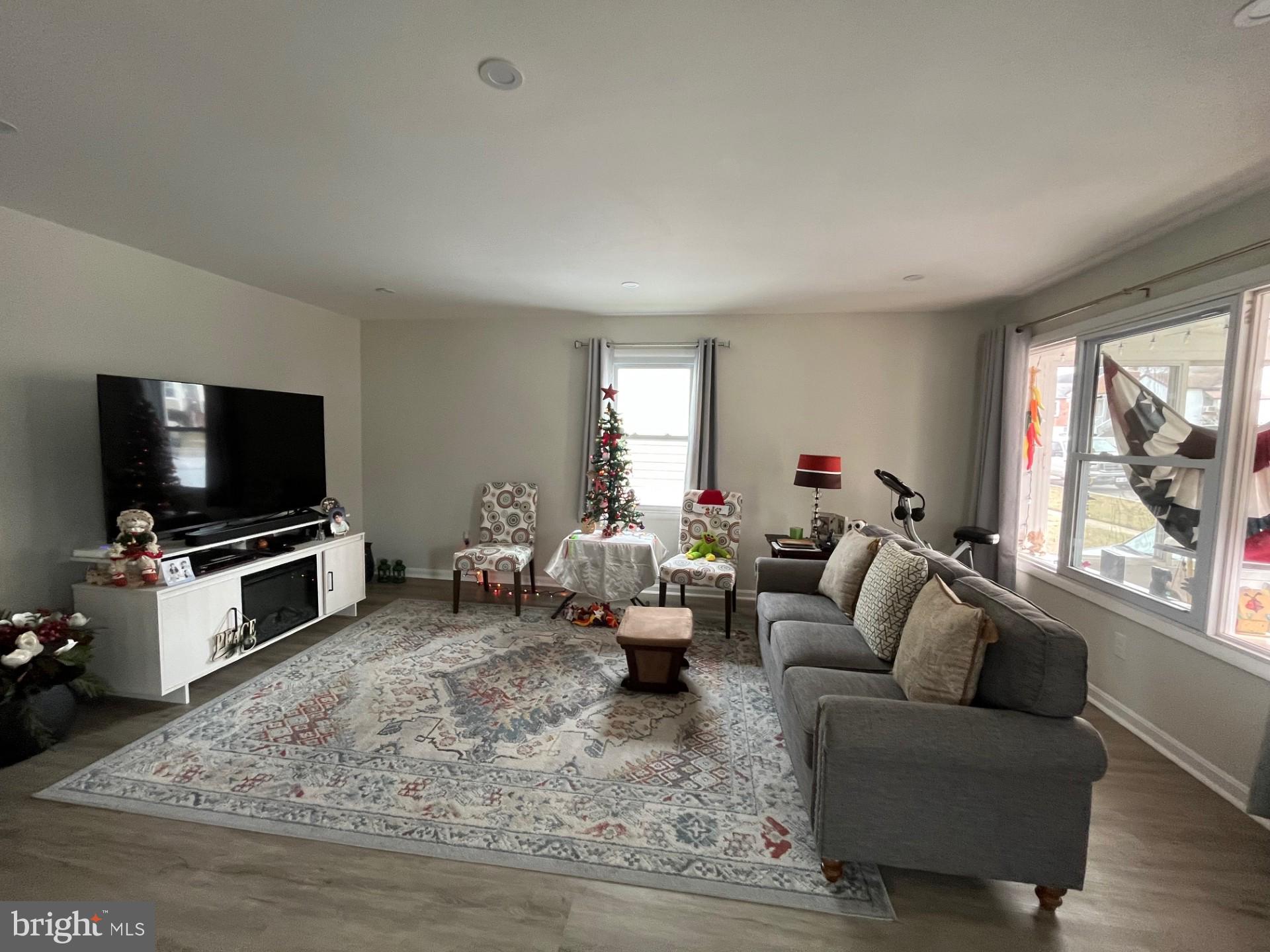 BROOKLYN PARK - Residential Lease