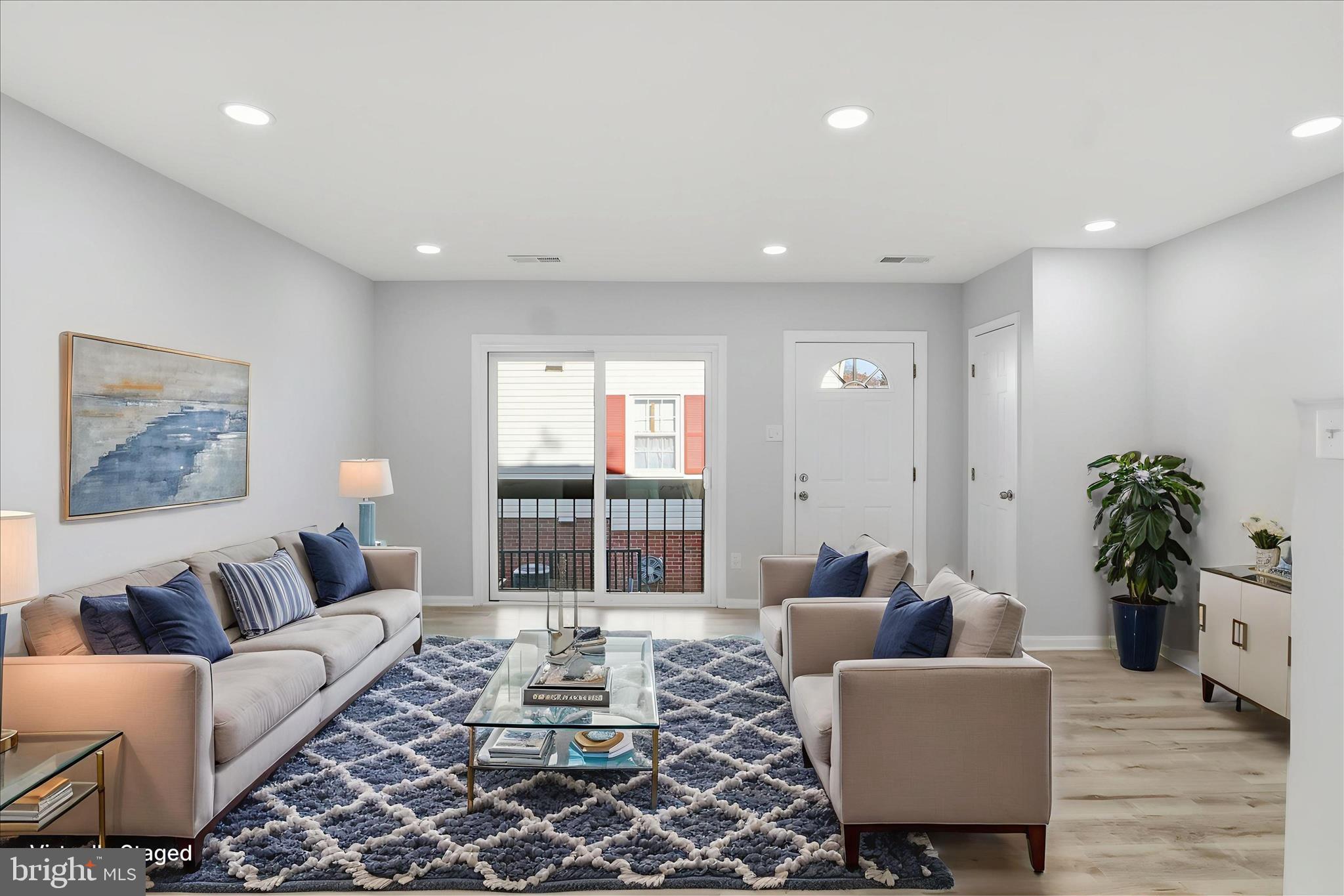 BEDFORD PARK - Residential