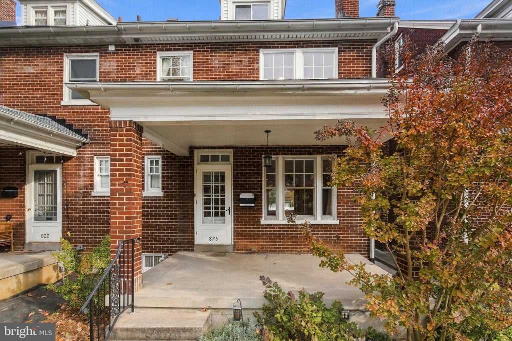 Photo of 825 State Street, LANCASTER, PA 17603 (MLS # PALA2098044)