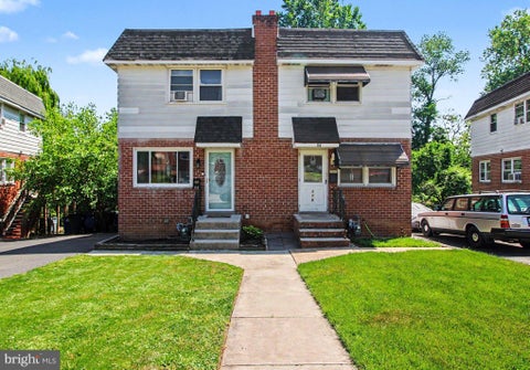 Townhouse For Sale - 118 Crum Creek Drive<br/> Delaware County, WOODLYN, PA 19094